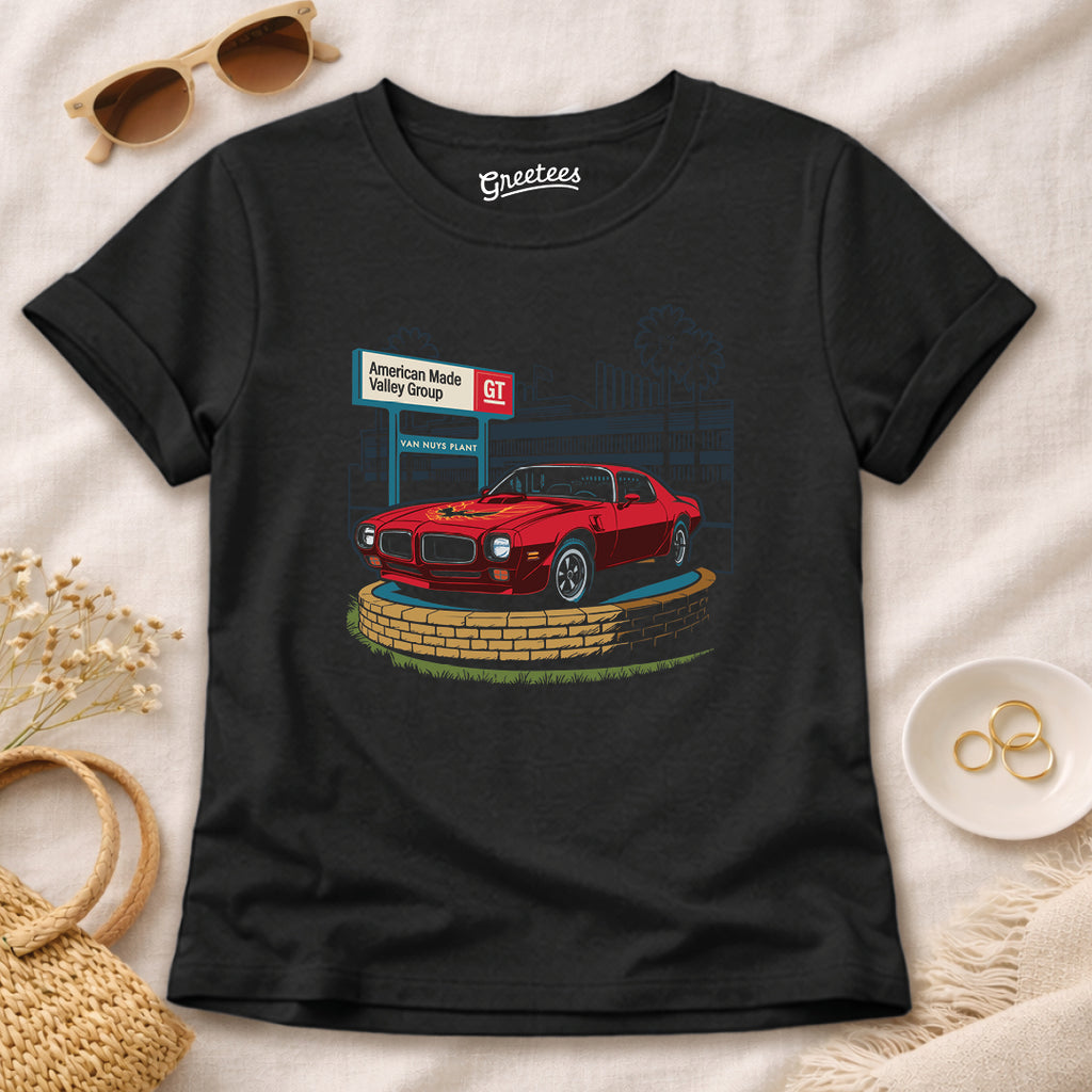 Women’s Greetees The Plant T-shirt